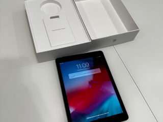 Vând iPad Air 1st Generation 16gb
