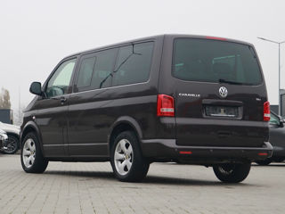 Volkswagen Caravelle foto 10