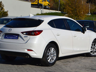 Mazda 3 foto 2