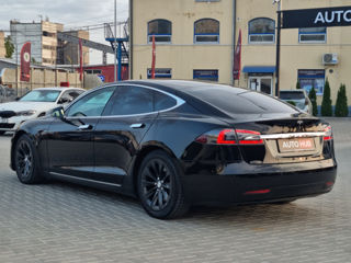 Tesla Model S foto 4