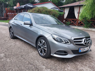 Mercedes E-Class foto 2