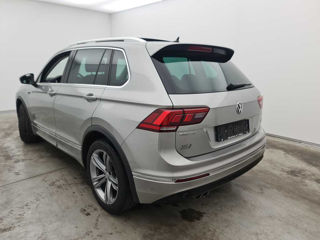 Volkswagen Tiguan foto 2