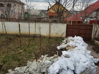 Вывоз строительного и бытового мусора / Îndepărtarea gunoiului de construcție și de uz casnic foto 2