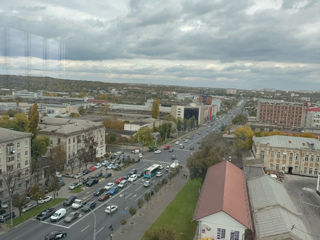 Royal Tower oficiu în chirie (de colț ) foto 5