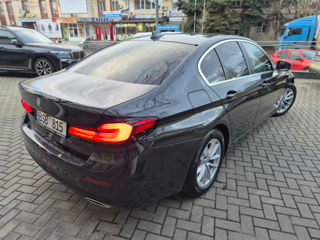 BMW 5 Series foto 2