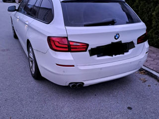 BMW 5 Series foto 2