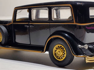 Эксклюзив Модель 1931 Chrysler Imperial Sedan CG 1:32 foto 2