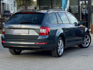 Skoda Octavia foto 3