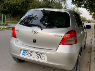 Toyota Yaris foto 4