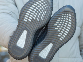 Adidas Yeezy Boost 350 v2 Grey Unisex foto 5