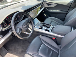 Audi Q7 foto 8