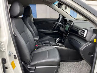 Ssangyong Tivoli foto 7