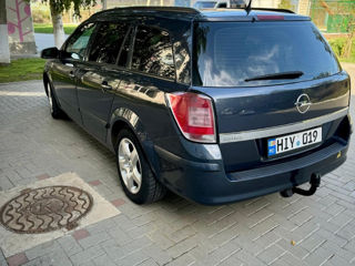 Opel Astra foto 4