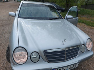 Mercedes E-Class