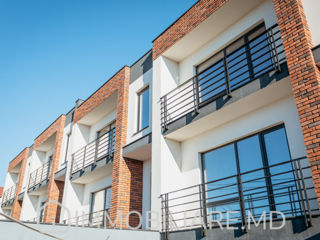 Townhouse cu 2 niveluri, com. Băcioi foto 18