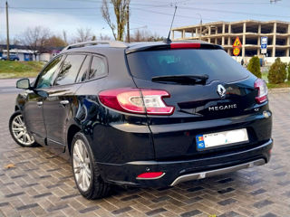 Renault Megane foto 2