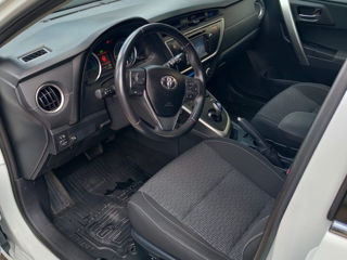 Toyota Auris foto 5