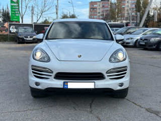 Porsche Cayenne foto 2