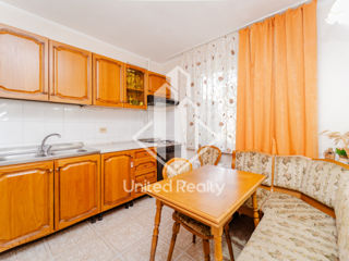 Apartament cu 3 camere, 77 m², Botanica, Chișinău foto 4