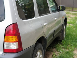 Mazda Tribute foto 6