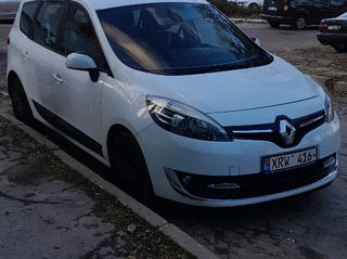 Renault Grand Scenic foto 2