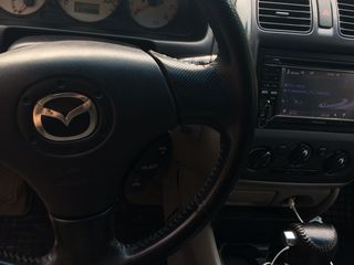 Mazda 323 foto 8