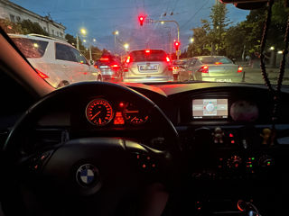 BMW 5 Series foto 7