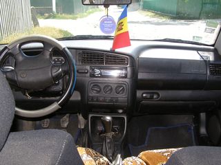 Volkswagen Vento foto 7