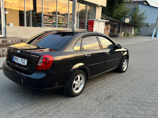 Chevrolet Lacetti foto 3