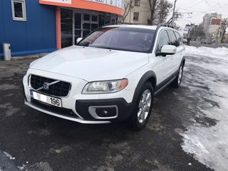 Volvo XC70 foto 1