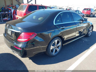 Mercedes E-Class foto 6