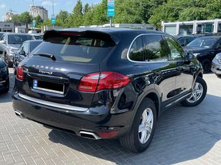 Porsche Cayenne foto 3