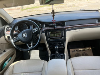 Skoda Superb foto 6