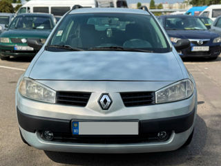 Renault Megane foto 2