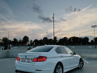 BMW 5 Series foto 8