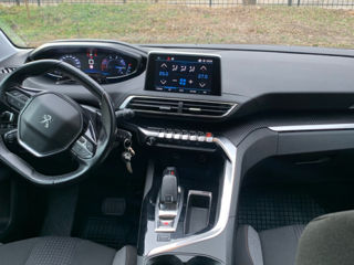 Peugeot 5008 foto 8