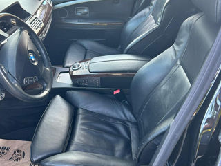 BMW 7 Series фото 4