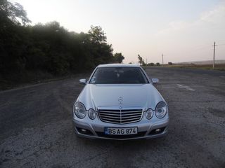 Mercedes E Class foto 1