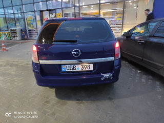 Opel Astra foto 2