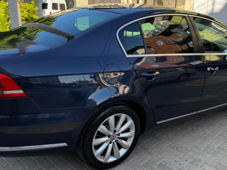 Volkswagen Passat foto 4