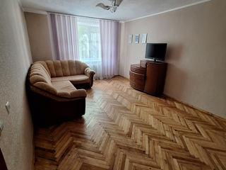 2-комн. кв., 48 м², 2/4 эт.