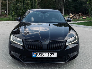 Skoda Superb foto 5