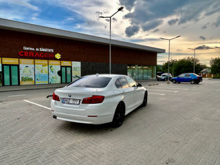 BMW 5 Series foto 5