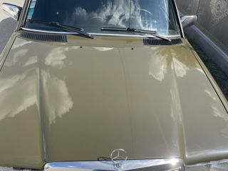 Mercedes Series (W123) foto 4