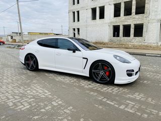 Porsche Panamera foto 5