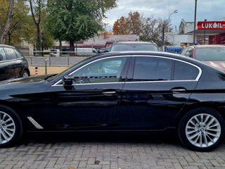 BMW 5 Series foto 3