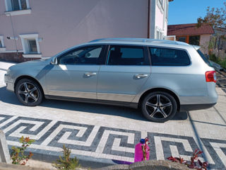 Volkswagen Passat foto 2