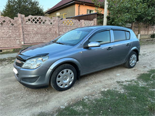 Opel Astra foto 2