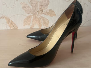 Christian Louboutin foto 4