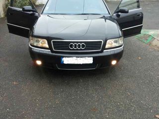 Audi A8 foto 4